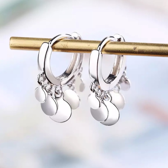 NEW 925 STERLING SILVER SMALL CIRCLE HOOP EARRINGS, NICE EARRINGS, CUTE EARRINGS - Picture 7 of 7